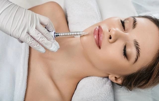 Acido ialuronico Riempimento delle labbra, rughe, seno, glutei, ingrandimento per risultati duraturi