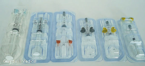 Filler dermico sterile a base di acido ialuronico cross-linkato utilizzato per l'aumento dei tessuti molli del viso e procedure di idratazione della pelle